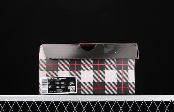 Travis Scott × SB DUNK joint name board shoes cashew fruit CT5053-001 - Image 13