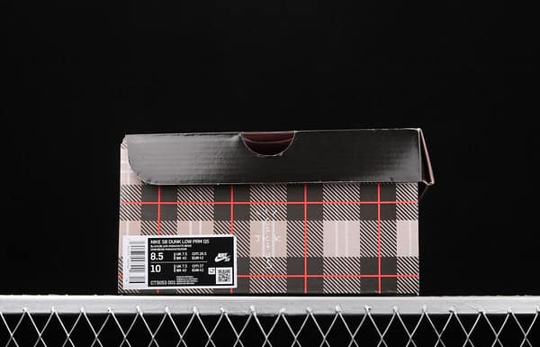Travis Scott × SB DUNK joint name board shoes cashew fruit CT5053-001 - Image 3