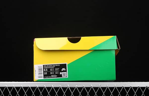 Travis Scott × SB DUNK joint name board shoes cashew fruit CT5053-001 - Image 14