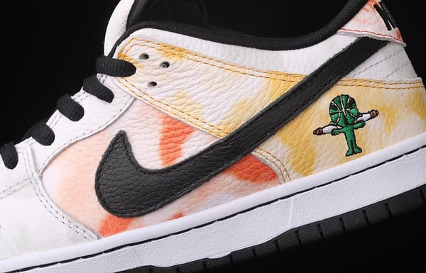 NIKE SB DUNK Low Raygun low-top casual air cushion shoes alien embroidery BQ6832-101, - Image 8