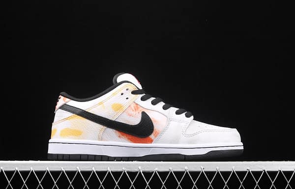 NIKE SB DUNK Low Raygun low-top casual air cushion shoes alien embroidery BQ6832-101, - Image 17