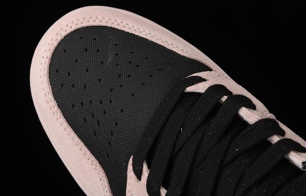 Air Jordan 1 Mid GS laser powder Zhongbang basketball shoes BQ6472-602 - Image 9