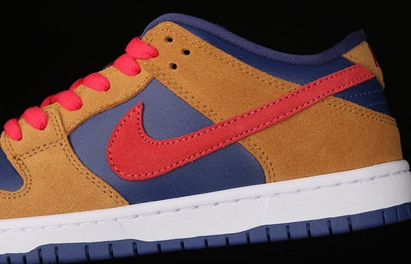 NIKE SB DUNK Low SB shredded backboard dark brown white and yellow color matching fashion leisure board shoes BQ6817-700 - Image 8