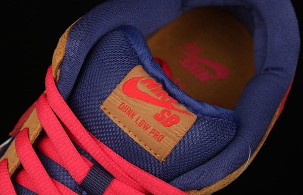 NIKE SB DUNK Low SB shredded backboard dark brown white and yellow color matching fashion leisure board shoes BQ6817-700 - Image 9