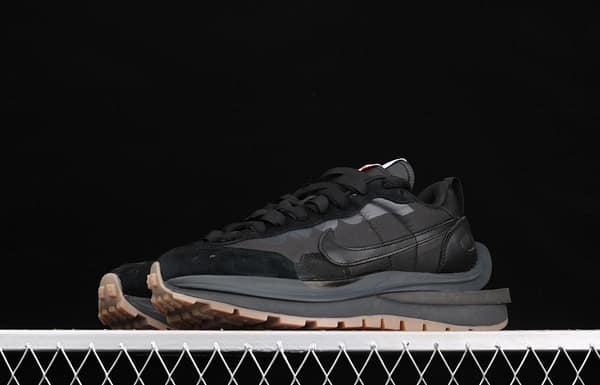 Sacai x NIKE VaporWaffle 3.0 casual shoes DD1875-001 - Image 13