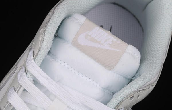 NIKE SB DUNK Low dunk series white light gray color matching low-side leisure sports skateboard shoes DD1503-103 - Image 8