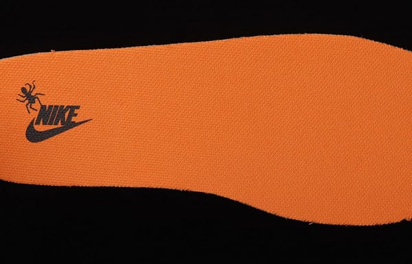 NIKE SB DUNK Low Halloween black, white and orange luminous Halloween SB rebound fashion casual board shoes DD3357-100 - Image 3