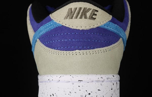 NIKE SB DUNK Low Prm khaki blue SB rebound fashion casual board shoes BQ6817-301 - Image 7