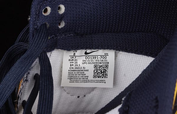 NIKE SB DUNK Low Michigan Michigan color buckle broken backboard fashion casual board shoes DD1391-700 - Image 5