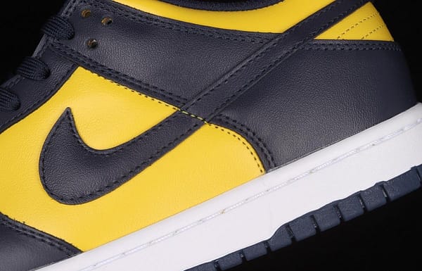 NIKE SB DUNK Low Michigan Michigan color buckle broken backboard fashion casual board shoes DD1391-700 - Image 7