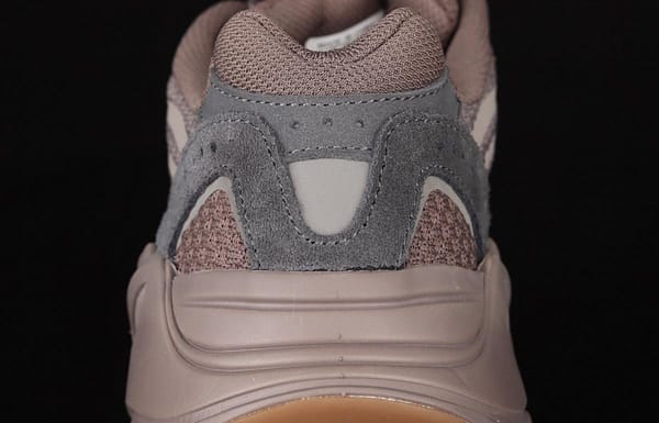 Adidas Yeezy Boost 700 Enflame Amber GZ0724 coconut 700black gray coconut 3M reflective running shoes BASF popcorn outsole - Image 7