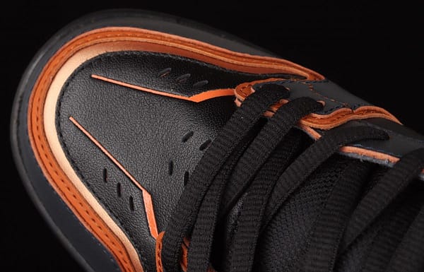NIKE SB DUNK High Gundam joint style SB buckle rebound fashion casual board shoes DH7717-400 - Image 9