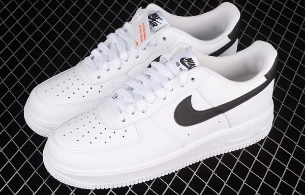 NIKE Air Force 1o07 Low AN20 classic white and black low-top casual board shoes CT2302-100 - Image 10