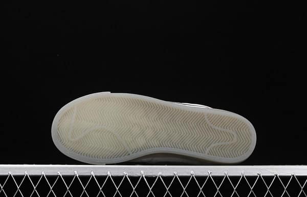 Reigning Champ x NIKE Blazer Mid Retro defending champion joint top suede 3M reflective high-top board shoes 371761-009 - Image 13