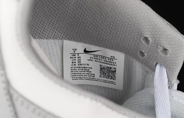 NIKE SB DUNK Low Prm SB buckle rebound fashion casual board shoes DD1503-103 - Image 4