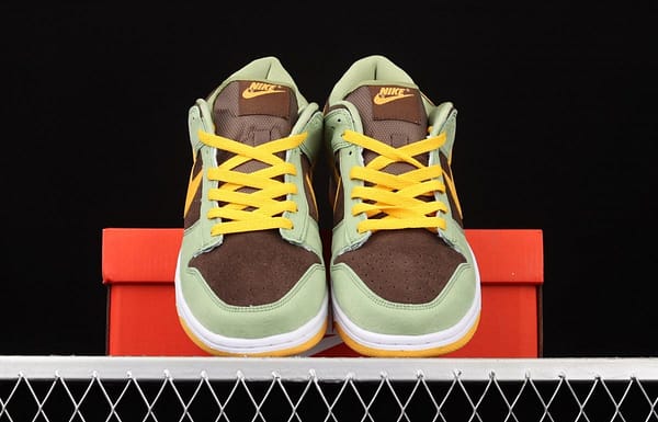 NIKE SB DUNK Low Prm SB buckle rebound fashion casual board shoes DH5360-300 - Image 12