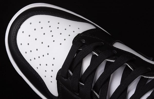 NIKE SB DUNK High black and white panda SB rebound high upper shoes DD1869-103 - Image 9