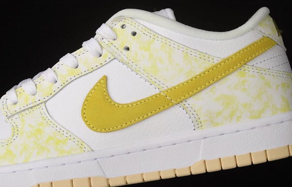 NIKE SB DUNK Low Prm yellow and white color SB buckle rebound fashion leisure board shoes DM9467-700 - Image 7