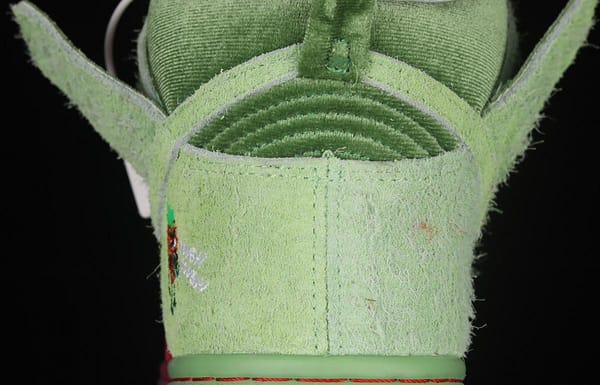 NIKE SB DUNK High Strawberry Cough strawberry green casual skateboard shoes CW7093-600 - Image 6