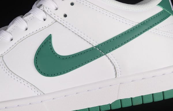 NIKE SB DUNK Low White and Green Celtic SB Slam Dunk Series low-side leisure sports skateboard shoes DD1503-112 - Image 7