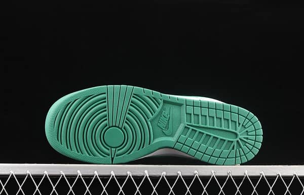 NIKE SB DUNK Low White and Green Celtic SB Slam Dunk Series low-side leisure sports skateboard shoes DD1503-112 - Image 14