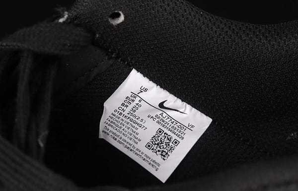 NIKE Air Force 1 Low black and white simple edition OW letter low top casual board shoes AJ7747-001 - Image 5