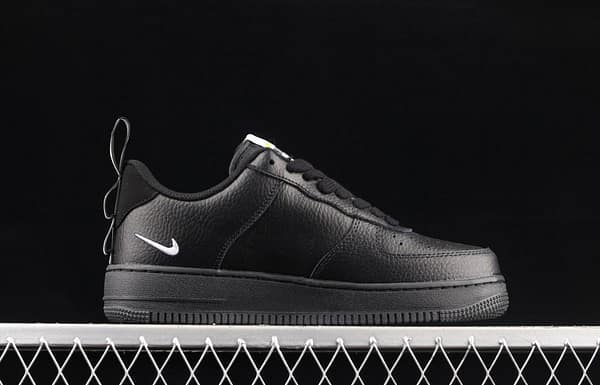 NIKE Air Force 1 Low black and white simple edition OW letter low top casual board shoes AJ7747-001 - Image 16