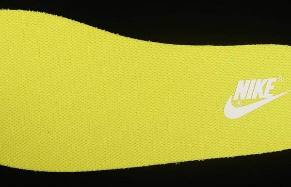 NIKE SB DUNK Low Prm yellow and white color SB buckle rebound fashion leisure board shoes DM9467-700 - Image 3