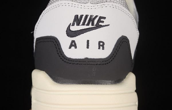 Patta x Nike Air Max 1 joint style suede spliced half-palm air cushion vintage running shoes DH1348-002 - Image 6