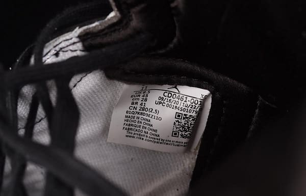 Air Jordan 1 High OG Wmns Silver Toe metal black silver silver toe CD0461-001 - Image 5