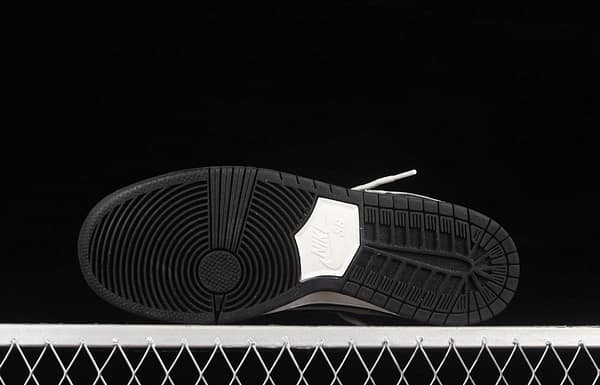 NIKE SB DUNK Low four-in-one multi-element casual board shoes 304292-902 - Image 14