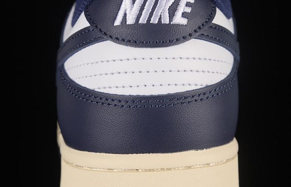 NIKE SB DUNK Low Navy Blue - Image 6