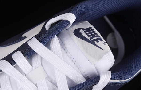 NIKE SB DUNK Low Navy Blue - Image 8