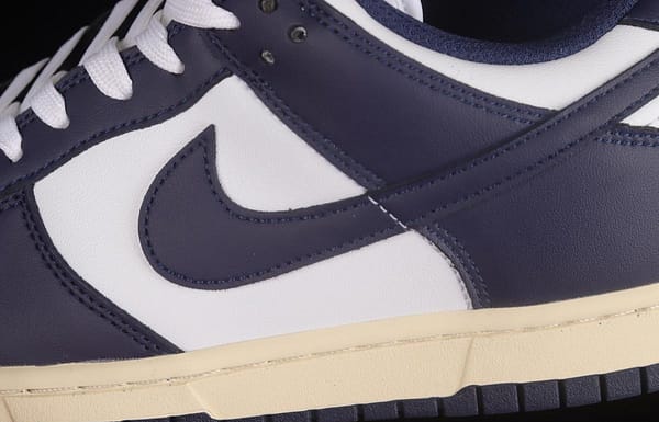 NIKE SB DUNK Low Navy Blue - Image 7