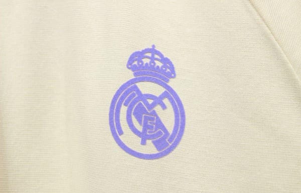 24/25 Real Madrid Cotton Beige T-shirt Jersey - Image 4