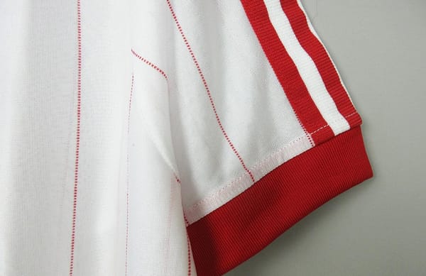 Retro 1982 Poland Home Jersey - Image 4