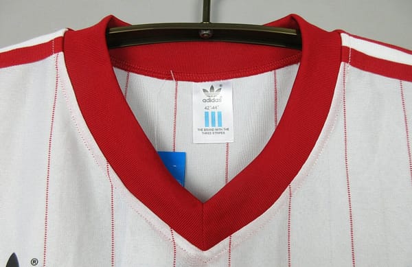 Retro 1982 Poland Home Jersey - Image 7