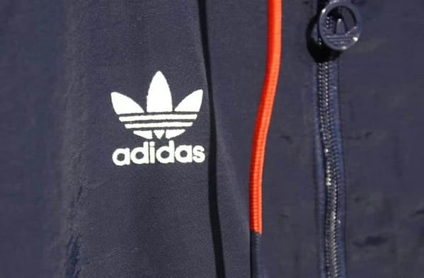 24/25 Arsenal Navy/Red Windbreaker - Image 3