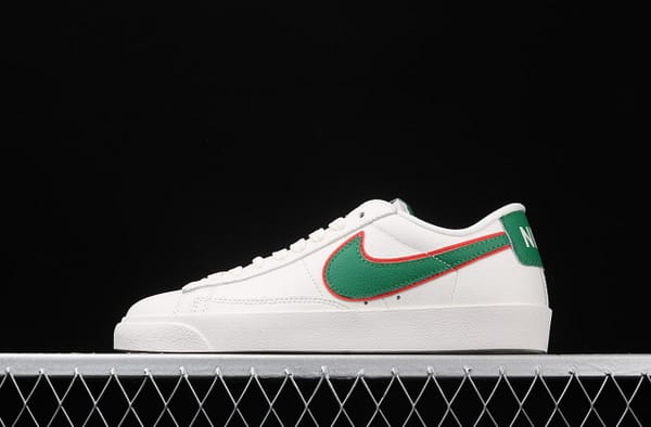 Stranger Things x NIKE Blazer Low QS HH Strange things Co-named Trail Blazers Leisure Board shoes CJ7048-300