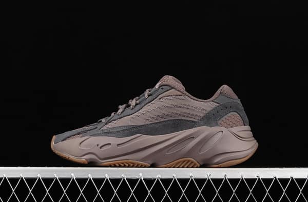 Adidas Yeezy Boost 700 Enflame Amber GZ0724 coconut 700black gray coconut 3M reflective running shoes BASF popcorn outsole