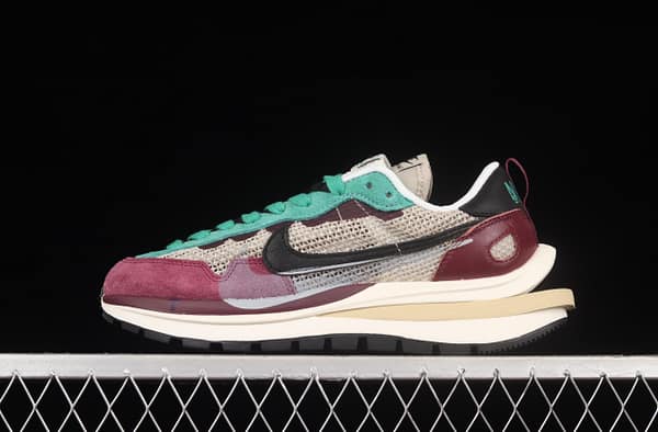 Sacai x NIKE VaporWaffle 3.0 casual shoes DD3035-200
