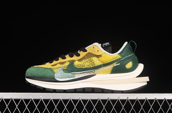 Sacai x NIKE VaporWaffle 3.0 casual shoes CV1363-700