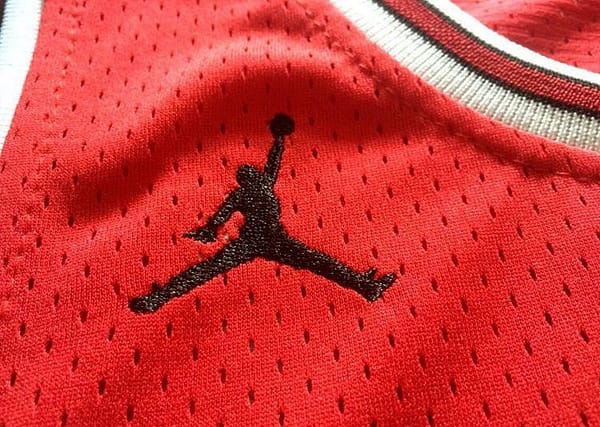 Men's Michael Jordan Red Retro Classic Team Jersey - Image 6