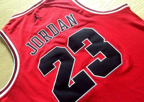 Men's Michael Jordan Red Retro Classic Team Jersey - Image 4