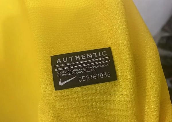 Retro 12/13 Club America Home Jersey - Image 8