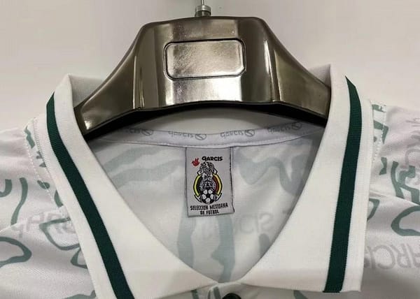 Retro 1999 Mexico Away Jersey - Image 5
