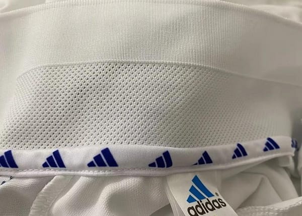 Retro 01/02 Real Madrid Home Jersey League Version With Sponsor - Image 4