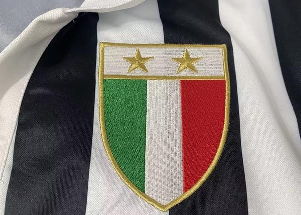 Retro 84/85 Juventus Home Jersey - Image 4