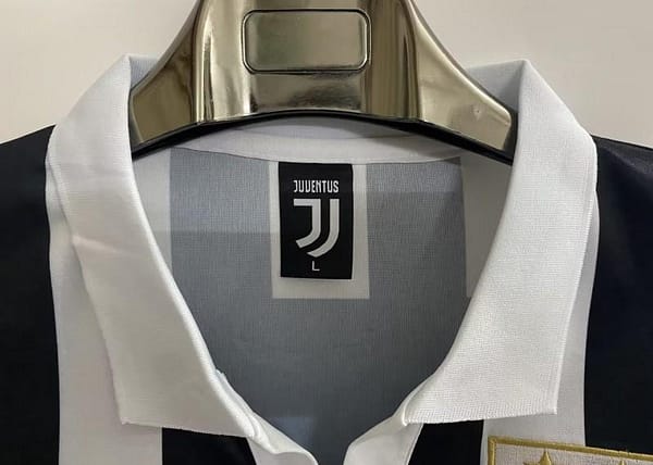 Retro 84/85 Juventus Home Jersey - Image 6