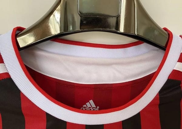 Retro 11/12 AC Milan Home Jersey - Image 6